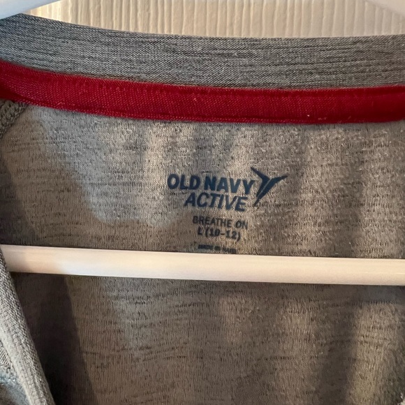 Old Navy Boys Activewear Gray Long Sleeve Shirts 10/12 - Picture 9 of 9